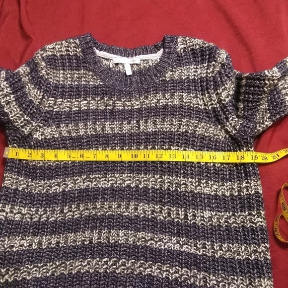 Vitoria Secret Knit Sweater - Picture 6 of 8